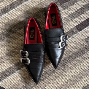 Von D Pointed Loafers with Silver Buckles